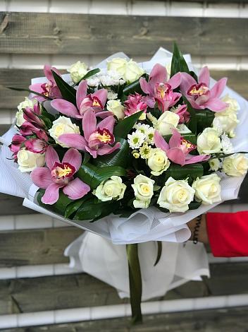 Букет цветов из: Розы и Хризантемы в Качканаре